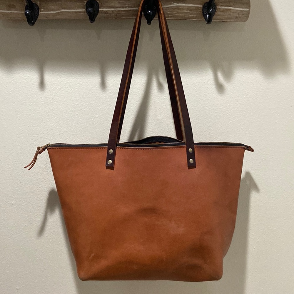 Portland Leather Goods Cinnamon Zipper Tote **NOT made in Mexico**